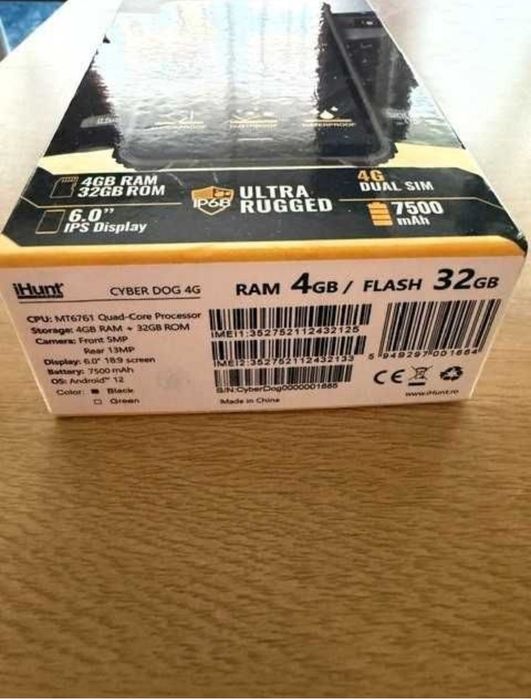 Telefon dual sim iHunt Cyber Dog 4G, are 32 GB memorie internă (ROM) și 4 GB memorie RAM