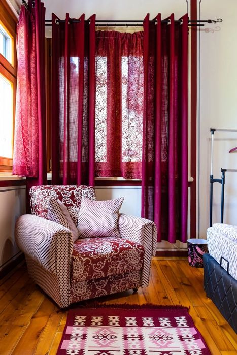 Дава се под наем Етаж от къща в Пловдив, Старият град - 90 кв.м за 1196.97 € - Снимка #7