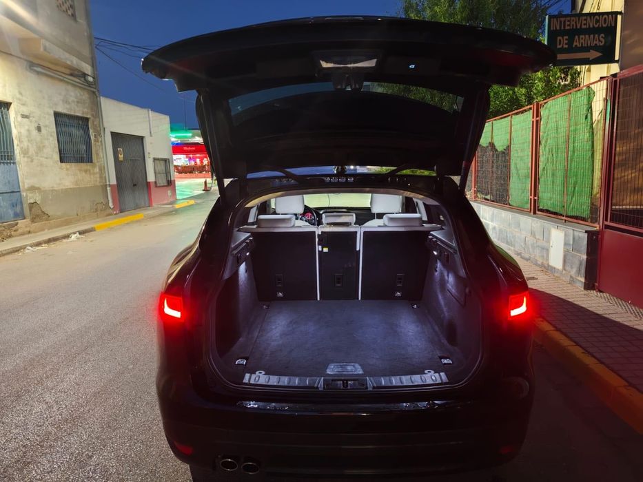 Jaguar F pace 4X4 Sport