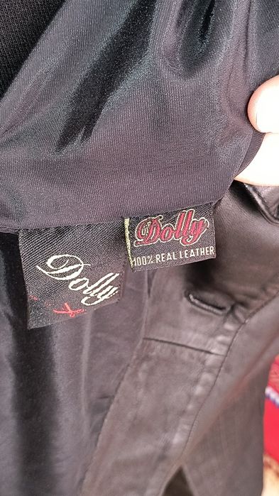 Кожаный черный плащ