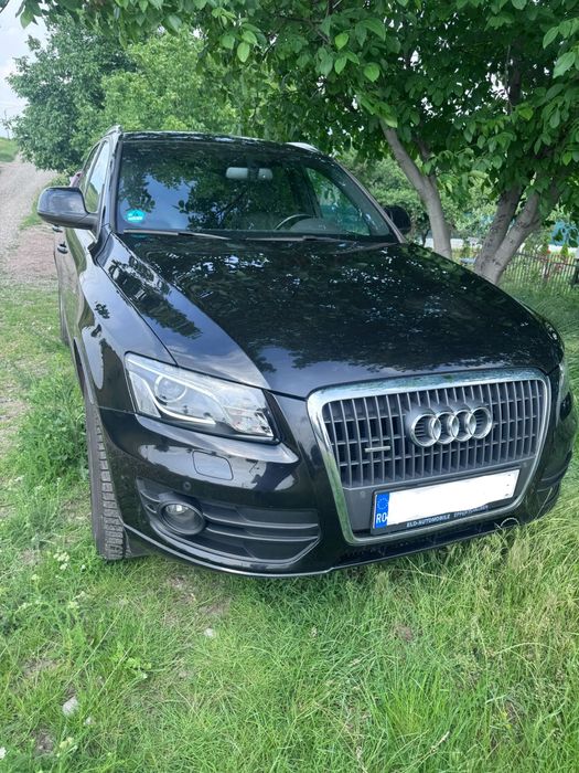 Audi Q5 2.0 TDI – 2011 – 203.000 km 143 cp pret in eur