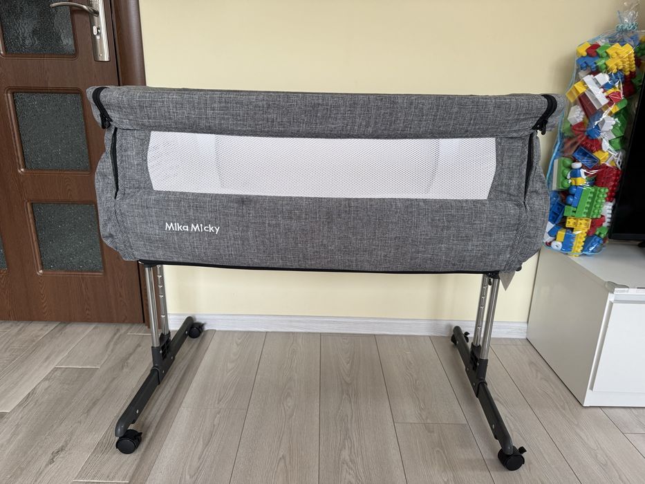 Бебешка кошара Moni