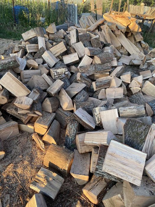 Lemne taiate si crăpate
