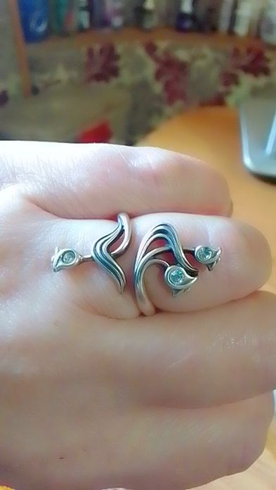 Серебряное кольцо