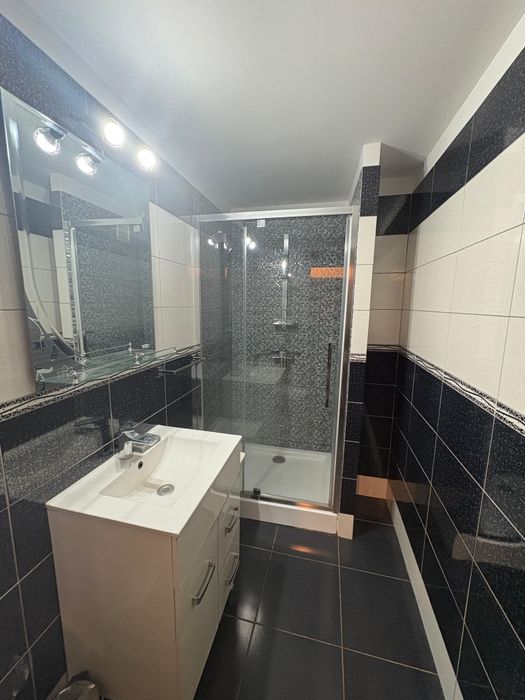 Proprietar,  vand apartament 2 camere, 13 Septembrie-Prosper, et.1/8