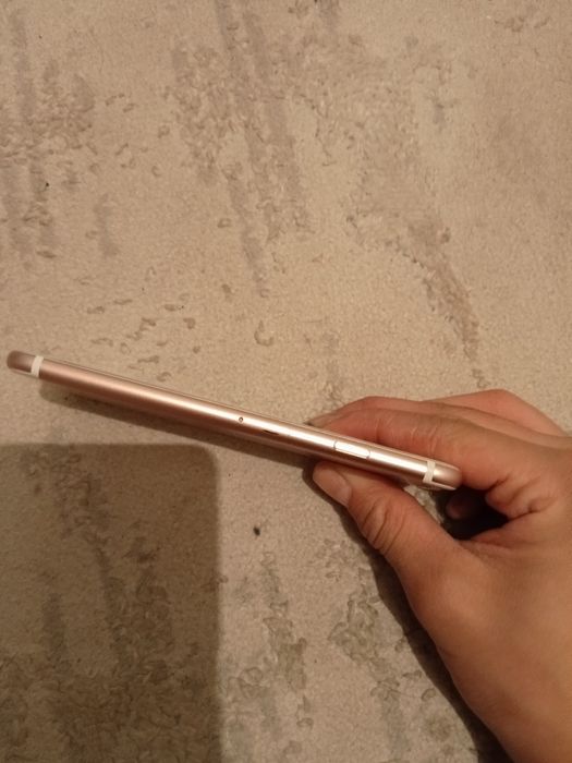 Айфон 7 128гб продам