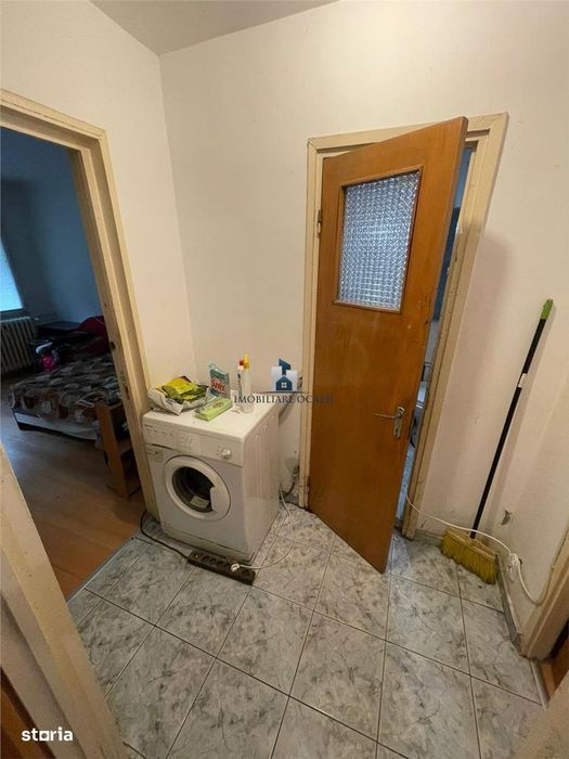 Apartament 3 camere Semidecomandat Aparatorii Patriei