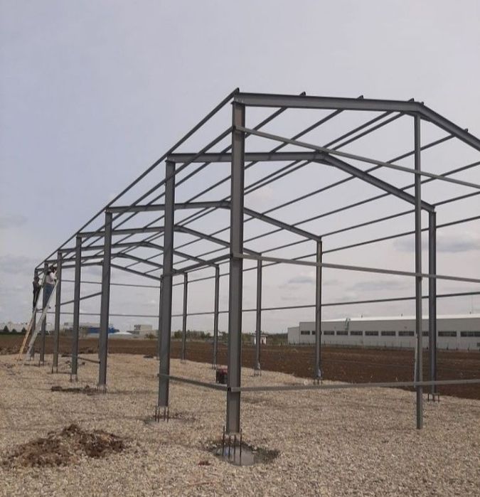 Vand hala 7x30x4 din ipe am pe stoc cu tot cu montaj