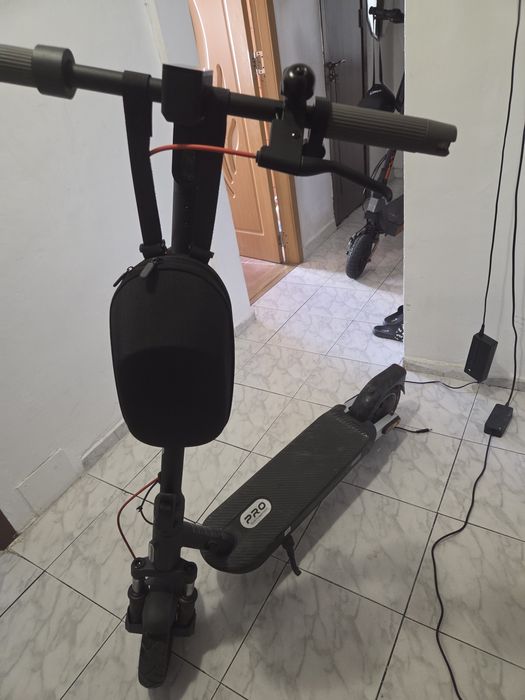 Xiaomi Electric Scooter 5 Pro ca noua