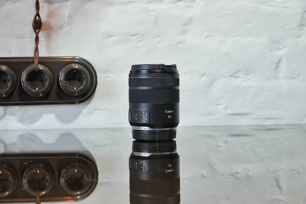 Canon RF 85mm Macro f/2 IS STM