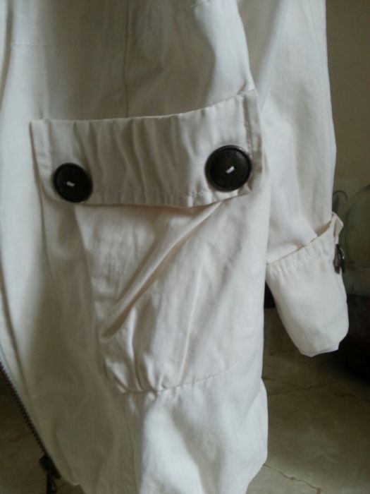 Плащ на девочку 7-8 лет.