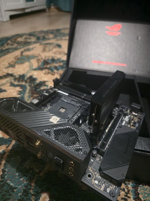 Placa de baza ASUS Crosshair Impact VIII X570 AM4 mini DTX