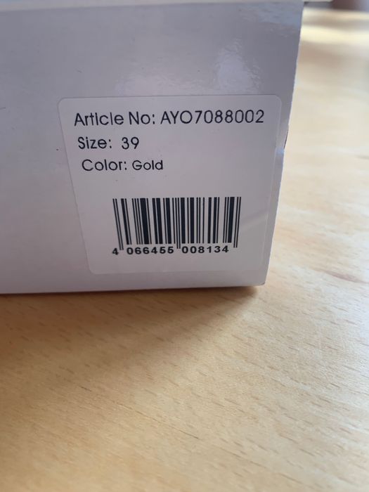 Сандали about you