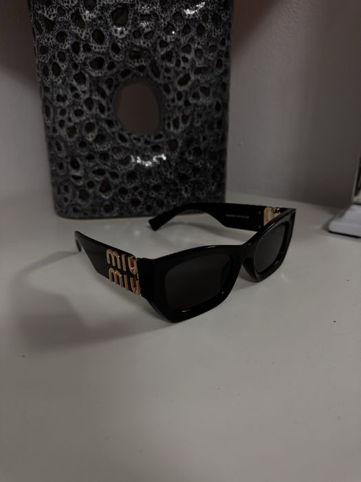 ochelari de soare miu miu