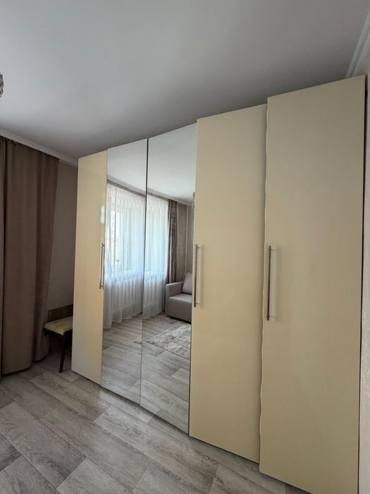 Шкаф для одежды 5-ти дверный