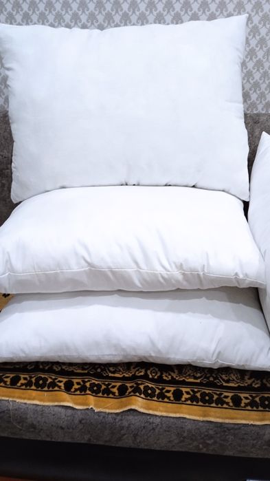 Продам новые подушки.