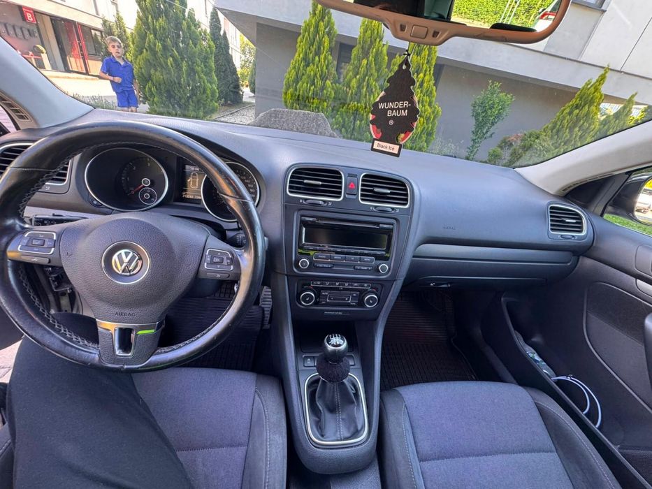 VOLKSWAGEN Golf 2012 — imagine 5