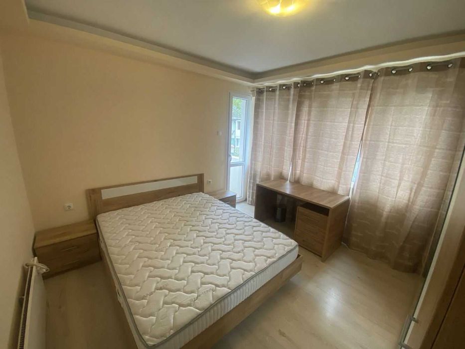 УЮТЕН дом! Тристаен апартамент - район Базар Левски!