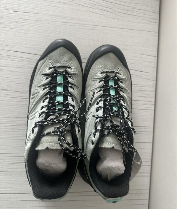 Кроссовки стильные Salomon
