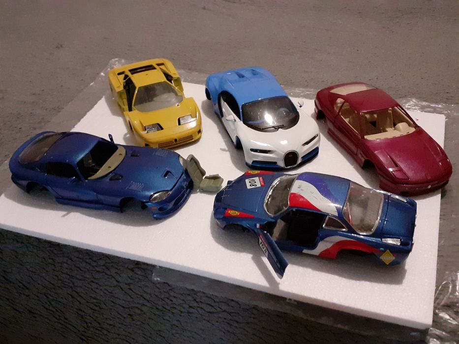 Machete  1/24  Bburago pentru piese si reparații