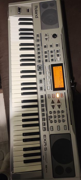 Roland EXR-5 orga