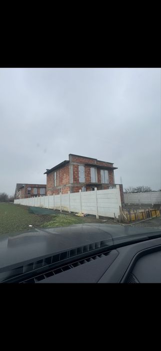 Case de vanzare Slatioara