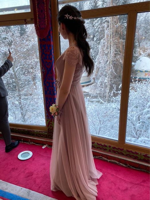 Вечернее платье