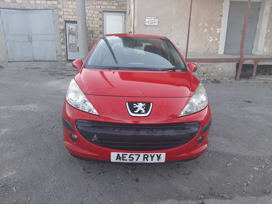 Peugeot  207 1.4hdi 68 к.с