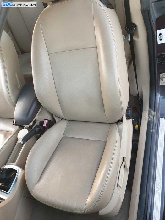 Scaun Sofer Stanga Fata Piele cu Incalzire Ford Focus 2 Cabrio Decapotabil 2004 - 2010