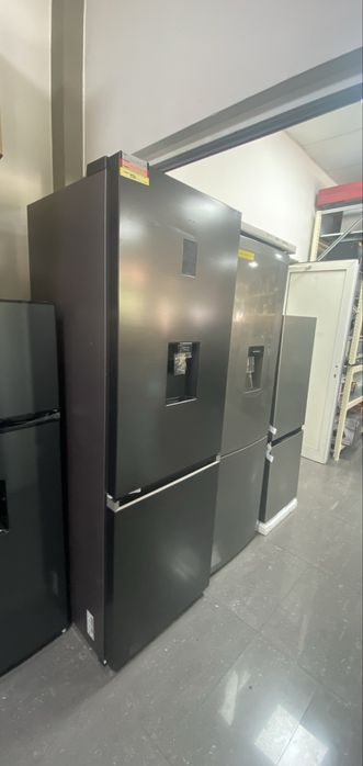 Хладилник с фризер SAMSUNG RL34C652CB1, 341 л. No Frost