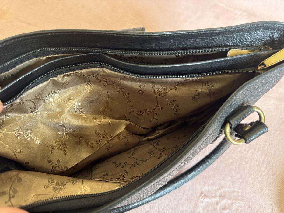 Продам сумку кожаную