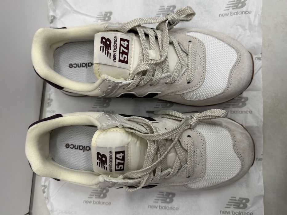 Продам New Balance 574