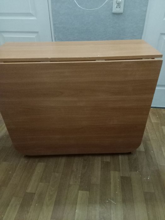 Продам стол-тумбу