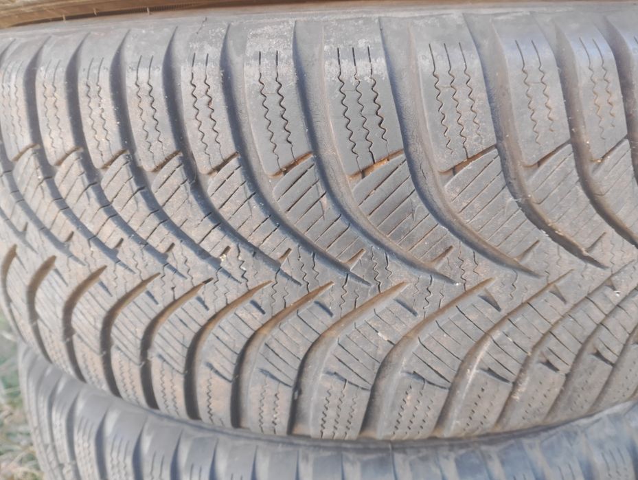 Продам резину р15