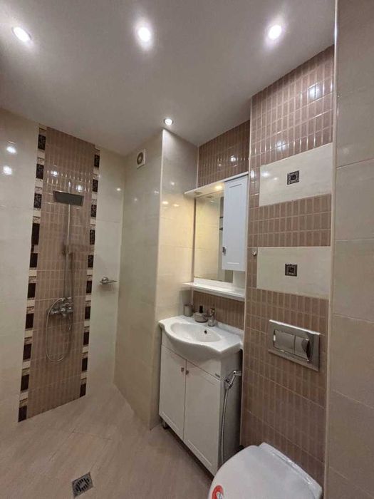 Дава се под наем Двустаен апартамент в София, Гео Милев - 90 кв.м за 765 € - Снимка #8