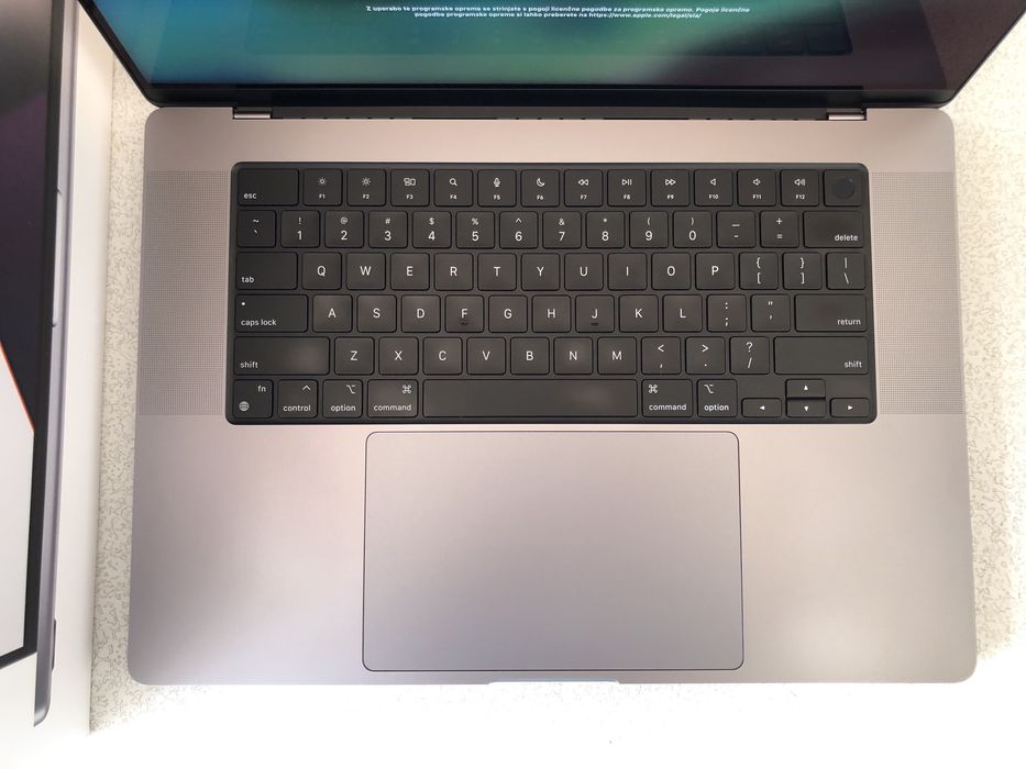 89%/260 цикл 2021 Apple MacBook Pro 16-inch M1 Pro Chip SPACE GRAY