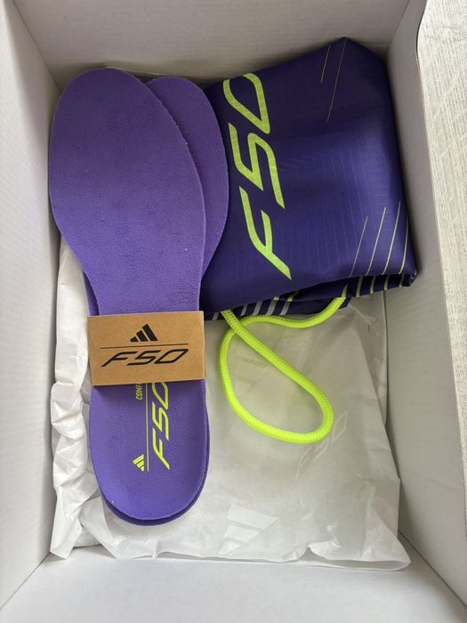 Продавам бутонки Adidas F50