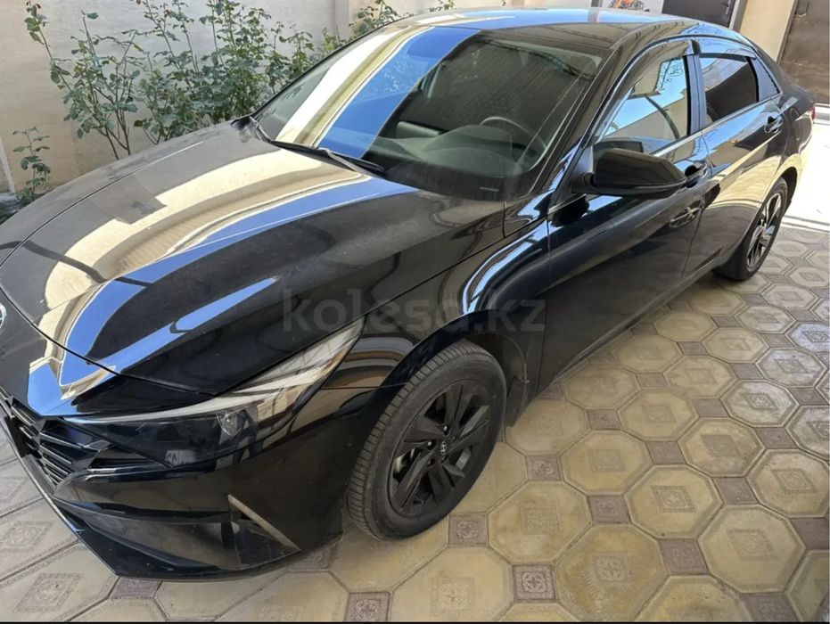 Hyundai Elantra 2021