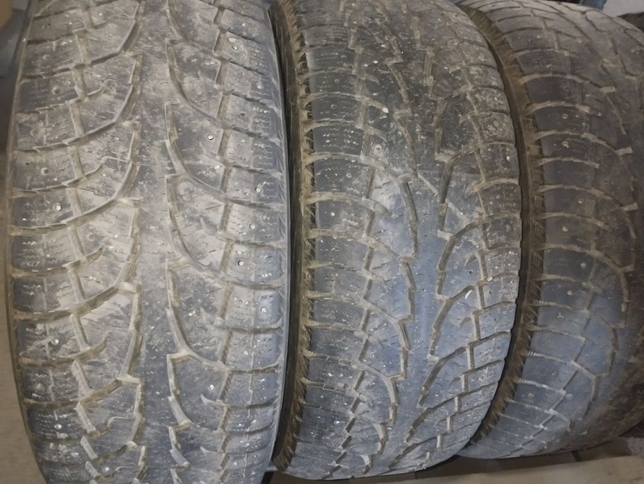 Hankook 285/65  /17