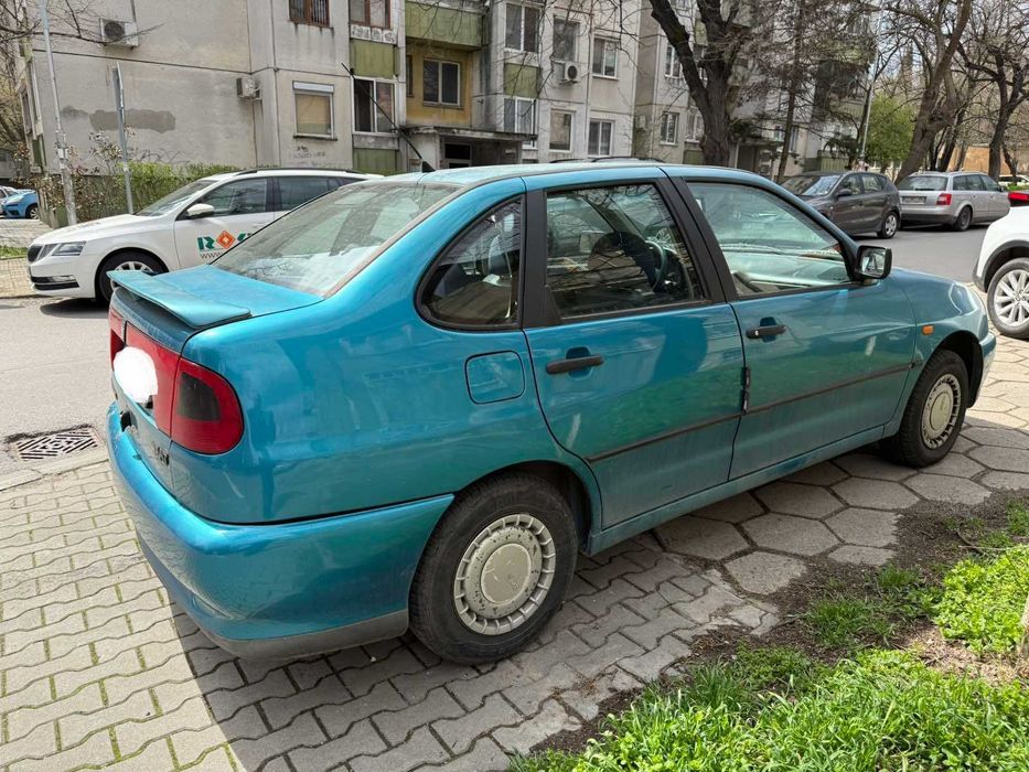 SEAT Cordoba 1,6 бензин климатик 1997