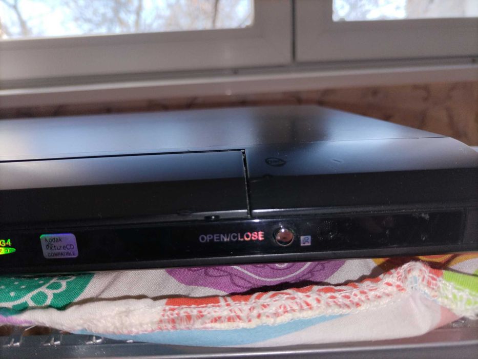 Продавам DVD, VCD, CD, MP3 запазено