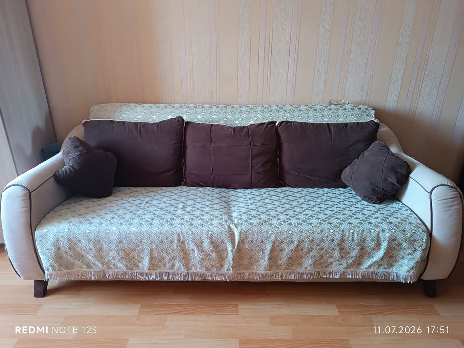 Диван б/у в отличном состоянии