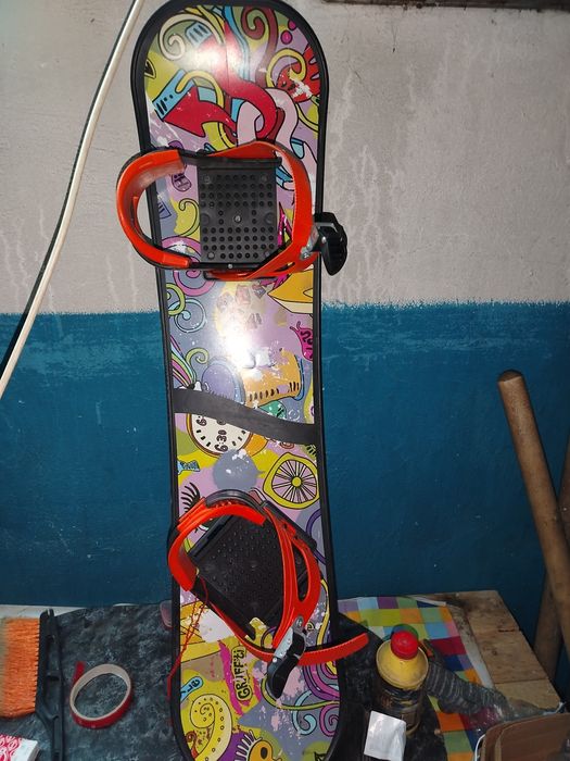 Продам сноуборд.