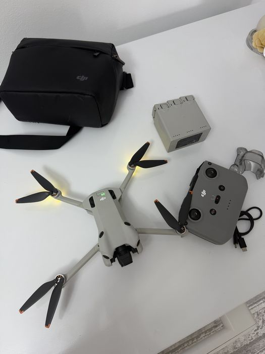 Продам Дрон Dji mini 4 pro