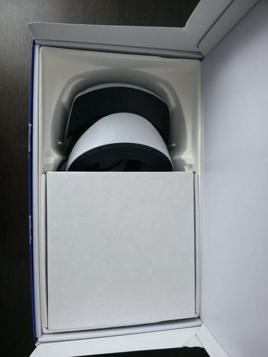 Vând Ps VR2, ca nou, folosit de 2 ori
