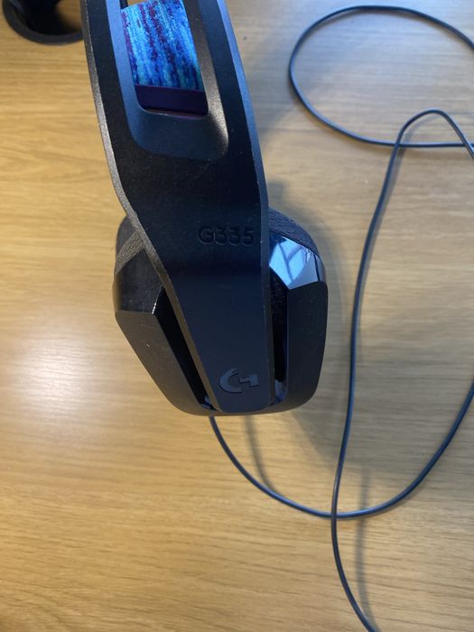 Căști Gaming Logitech G335 Negre, Stare Excelentă