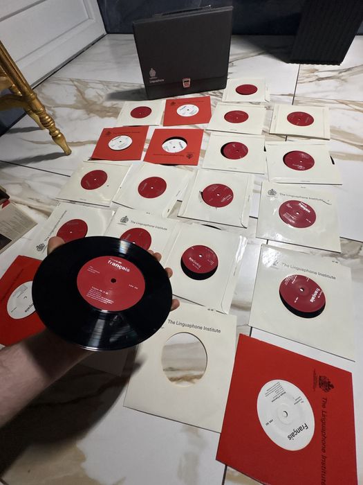 2 Set x 16 discuri vinil Linguaphone+huse/franceza,engleza noi iasi
