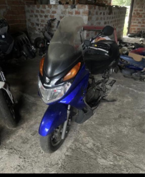Suzuki burgman 125 на части