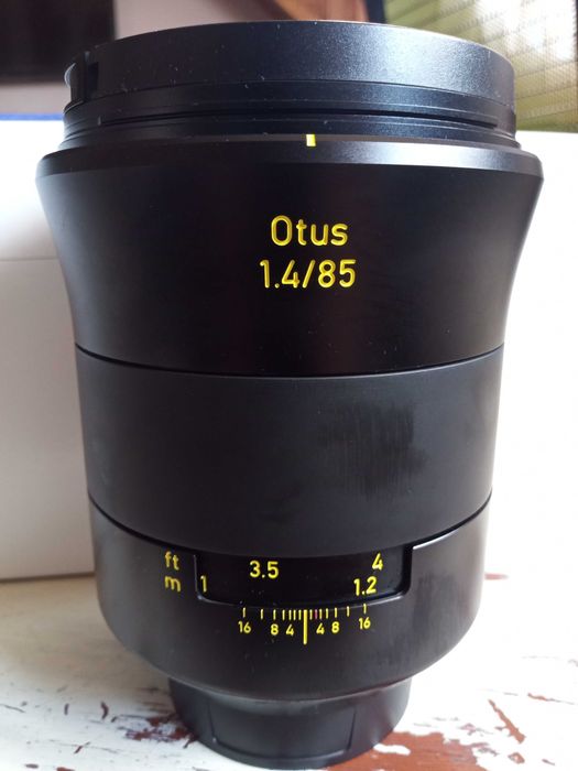 Обектив Zeiss Otus 1.4/85