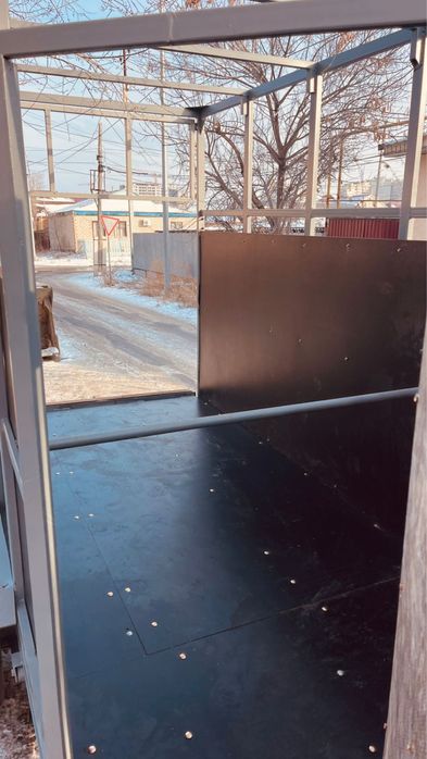 Прицеп коневоз скотовоз